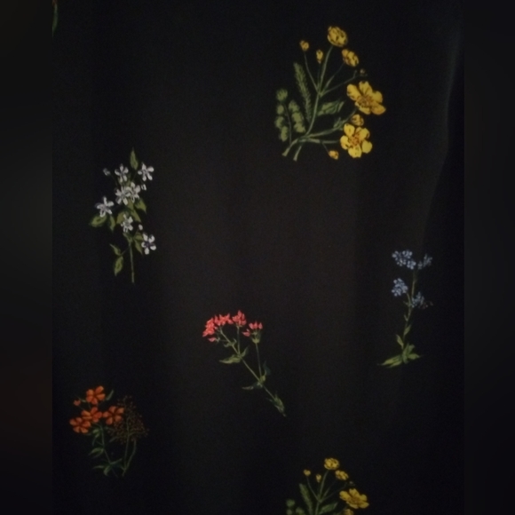 H&M Top - Picture 5 of 8